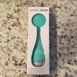 PMD Clean face brush
